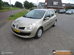 Renault Clio - 1.4-16V Expression in perfecte staat nieuwe apk