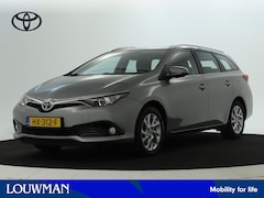 Toyota Auris Touring Sports - 1.2T Aspiration Limited | Trekhaak |