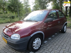 Opel Corsa - 1.4i Swing 2 jaar APK