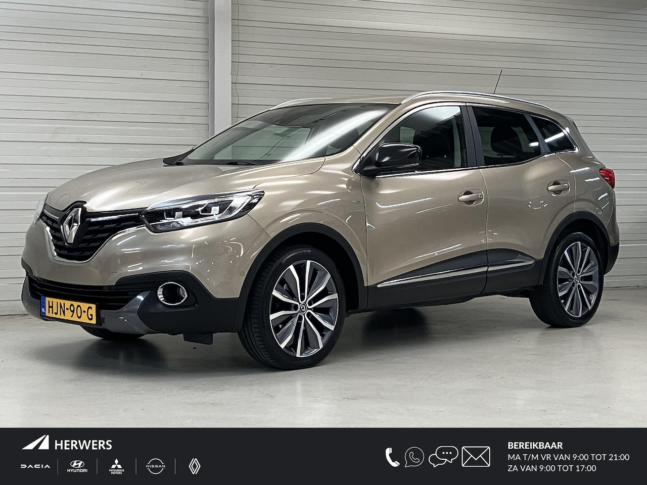 Renault Kadjar - 1.2 TCe Bose / Automaat / Navigatie / Trekhaak 1500 KG / Bose Audio / Parkeersensoren Voor - AutoWereld.nl