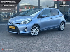 Toyota Yaris - 1.5 Hybrid Dynamic Panoramadak half leder