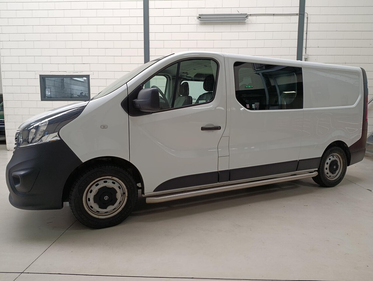 Opel Vivaro - 1.6 CDTI L2H1 DC Edition 1.6 CDTI L2H1 DC Edition - AutoWereld.nl