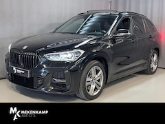 BMW X1 - xDrive25e High Executive M Sport 18''/Panoramadak/Keyless/HiFi/Trekhaak/Camera/Stoelverwar