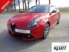 Alfa Romeo Giulietta - 1.4 Turbo MultiAir Super Bose sound, Brembo remmen 1e eig. 18 inch velgen