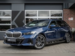 BMW 5-serie Touring - 530e xDrive M Sport | Driving Ass. Plus | Keyless | Leder | H/K | Camera | Trekhaak | Adap