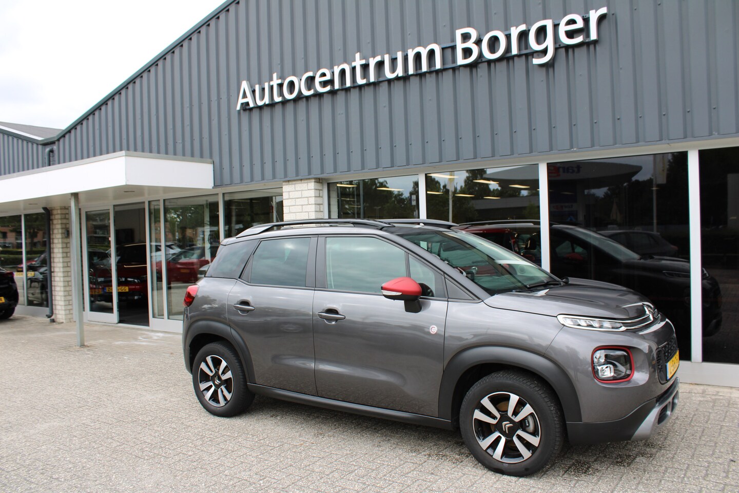 Citroën C3 Aircross - 1.2 PureTech C-Series Navi/Trekhaak/16"LMV /Cruise - AutoWereld.nl