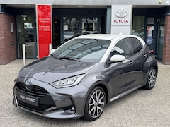 Toyota Yaris - 1.5 Hybrid LAUNCH EDITION BI-TONE HEAD-UP STOELVERW BLIND SPOT 17'' LM-VELGEN PARK-SENSORE