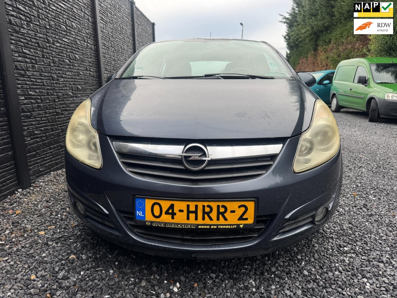 Opel Corsa - 1.4-16V Enjoy 1.4-16V Enjoy - AutoWereld.nl