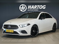 Mercedes-Benz A-klasse - 180 AMG Line + SCHUIFDAK / CARPLAY / NIGHTPAKKET / WIDESCREEN / CAMERA