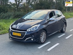 Peugeot 208 - 1.2 PureTech Allure / AIRCO / CARPLAY / NAP