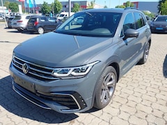 Volkswagen Tiguan - 1.4 TSI eHybrid R-Line I 360° I ACC I Trekhaak I Carplay