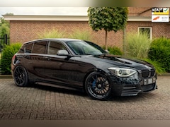 BMW 1-serie - M135i xDrive High Executive 360PK Liefhebbers auto