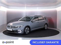 Volkswagen Passat - 1.4 TSI PHEV GTE Business 218 pk Automaat (DSG) | Navigatie | Panoramadak | Parkeersensore