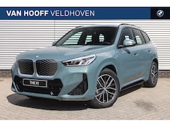 BMW iX1 - eDrive20 M Sport / Sportstoelen / Achteruitrijcamera / M Adaptief onderstel / Head-Up / St