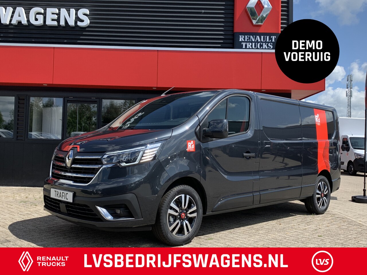 Renault Trafic - Exclusive T30 2.0 dCi 150 PK L2H1 Demonstratieauto, 17inch velgen, Laadruimte betimmering, - AutoWereld.nl