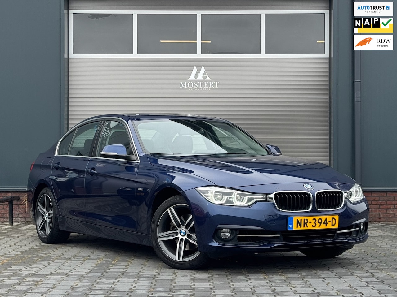 BMW 3-serie - 318i/136pk Executive Automaat|2017|NAP|Sportstoel|Navi|PDC|Cruise|Led|16" LMV - AutoWereld.nl