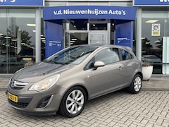 Opel Corsa - 1.4-16V Cosmo | Airco | Cruise control | Elektrische ramen | Trekhaak | Info: 0492-588976