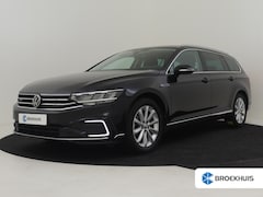 Volkswagen Passat Variant - 1.4 TSI PHEV GTE Business 218pk Dodehoekdetectie | Camera achter | Park assist | Adaptief