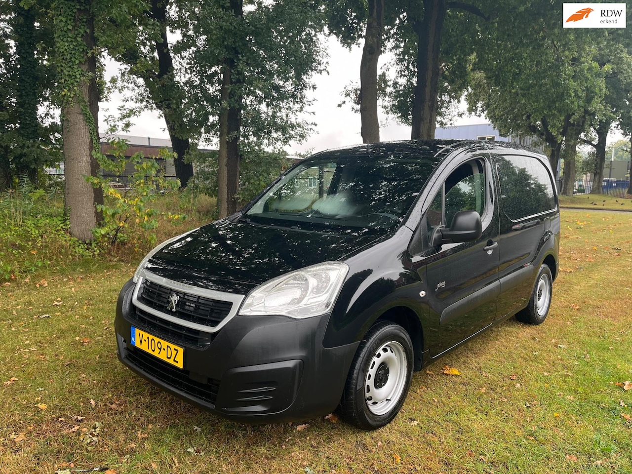 Peugeot Partner - 120 1.6 BlueHDi -Airco-Schuifdeur-Apk t/m2026 75 L1 Première - AutoWereld.nl