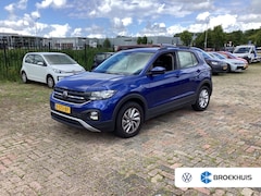 Volkswagen T-Cross - 1.0 TSI 110 pk Life 7-DSG | Parkeers sensoren V + A | Climatronic | DAB |