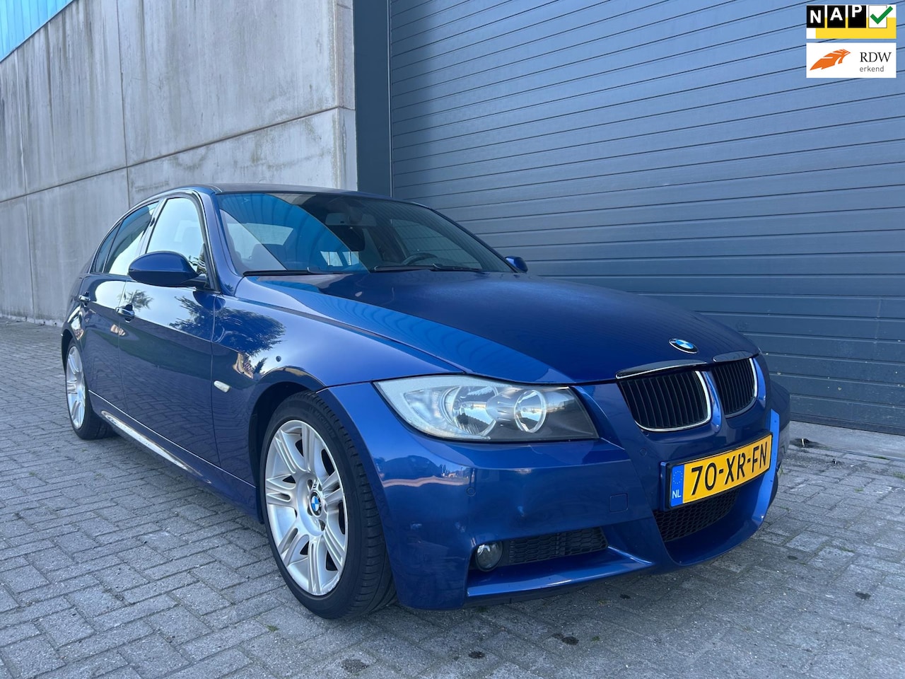 BMW 3-serie - 320i EXE M NAVI CLIMA PDC NAP 2007 - AutoWereld.nl