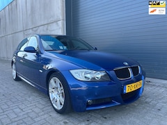 BMW 3-serie - 320i EXE M NAVI CLIMA PDC NAP 2007