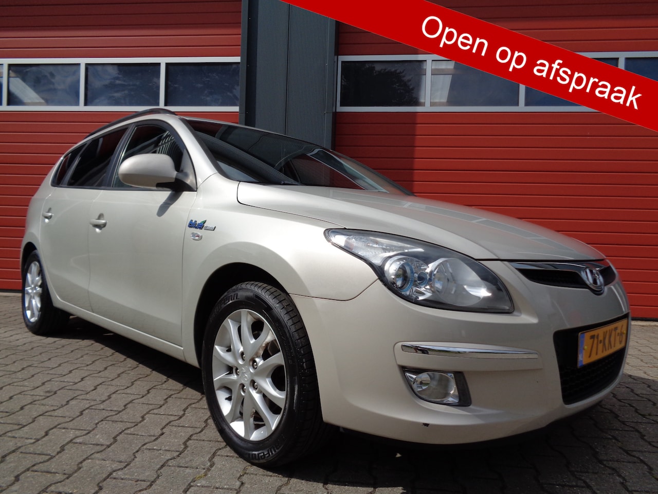 Hyundai i30 CW - 1.4i Blue Dynamic Business 1.4i Blue Dynamic Business,79000 KM NAP! - AutoWereld.nl