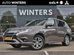 Mitsubishi Outlander - 2.4 PHEV Pure | Camera | Climate Control | Cruise Control | Afneembare Trekhaak | Tot 8 ja