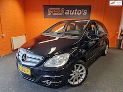 Mercedes-Benz B-klasse - 200 / AUTOMAAT / SPORT / TOPSTAAT