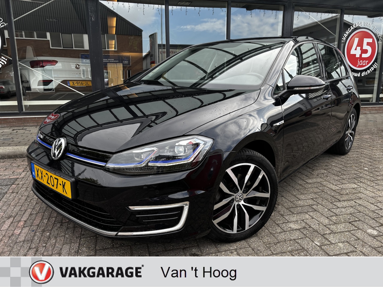 Volkswagen e-Golf - Trekhaak Climatcontrol 17 inch lichtmetaal e-Golf - AutoWereld.nl
