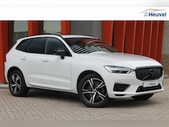 Volvo XC60 - T8 Recharge AWD R-Design | Panoramadak | Stoelverwarming | Parkeercamera | Trekhaak | Glos