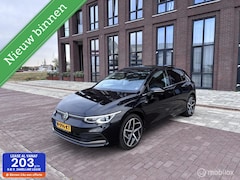 Volkswagen Golf - 1.5 TSI R-Line Pano Led Clima ACC Cruise