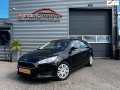 Ford Focus - 1.0 Trend Edition 125 PK | Stoel / Stuur verw
