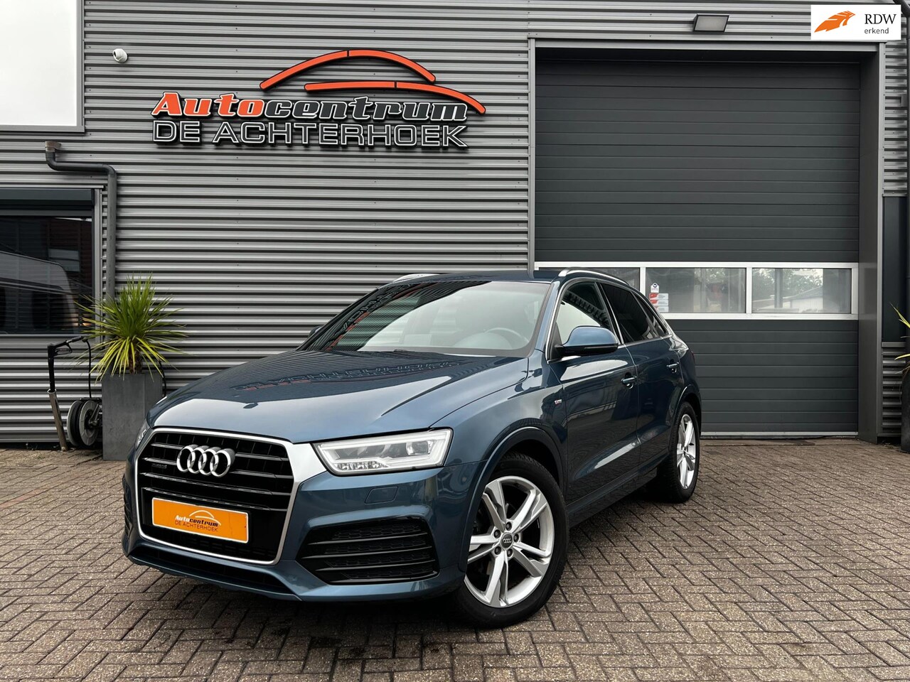 Audi Q3 - 2.0 TFSI quattro S-Line | Keyless | 19'' | 220PK - AutoWereld.nl