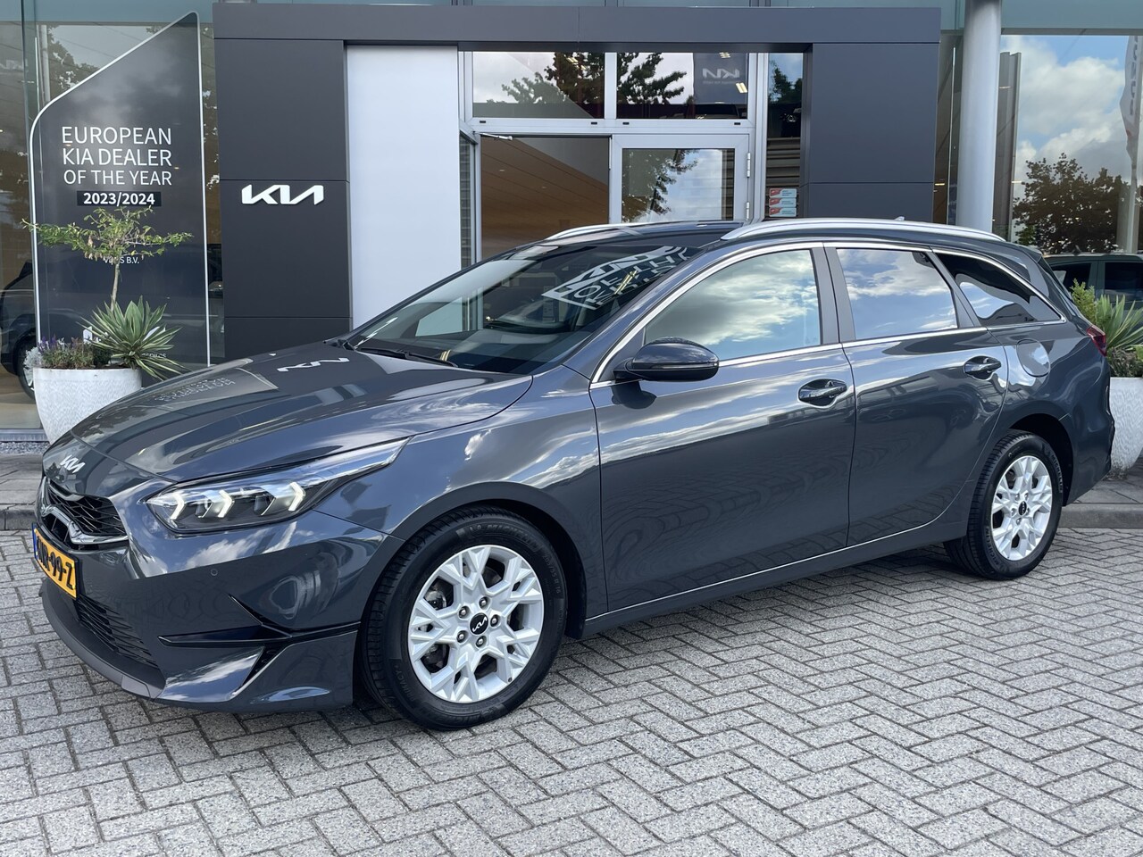 Kia Cee'd Sportswagon - Ceed 1.0 T-GDi DynamicPlusLine info Roel 0492-588951 - AutoWereld.nl