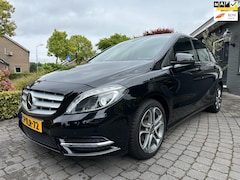 Mercedes-Benz B-klasse - 180 Ambition, Org NL, Xenon, Leder