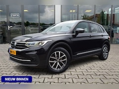 Volkswagen Tiguan - 1.5 TSI Life | ACC | Trekhaak | Camera |
