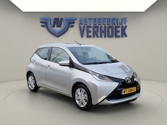 Toyota Aygo - 1.0 VVT-i x-pure Clima - Camera - Lichtmetalen velgen