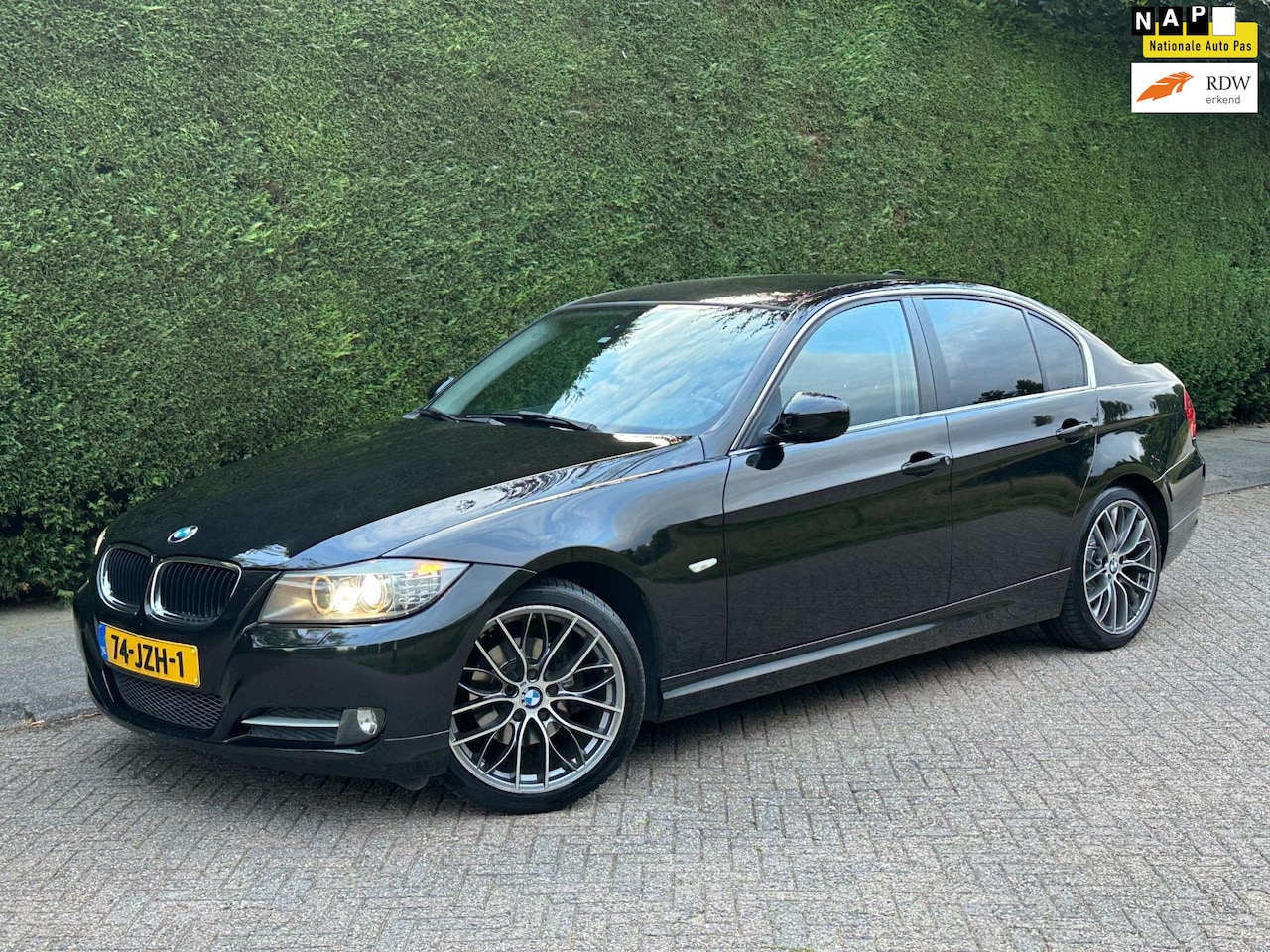 BMW 3-serie - 318i /AUTOMAAT/XENON/NAVI/CRUISE/RIJDTSUPER!/ - AutoWereld.nl