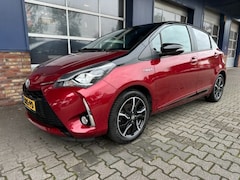 Toyota Yaris - 1.5 HYB. PREMIUM PANO. CAMERA. ALL.IN