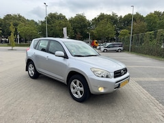 Toyota RAV4 - 2.2 D4D Linea Sol. 4X4