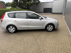 Hyundai i30 CW - 1.4i Blue Dynamic