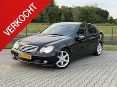 Mercedes-Benz C-klasse - 180 K. Elegance nette auto, xenon, leder, trekhaak
