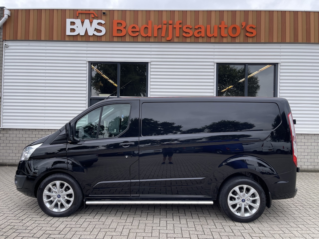Ford Transit Custom - 270 2.2 TDCI 125pk L1H1 Anniversary Edition / vaste prijs rijklaar € 12.950 ex btw / licht - AutoWereld.nl