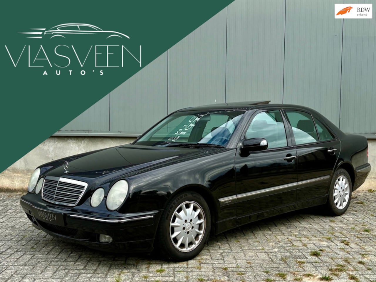 Mercedes-Benz E-klasse - 240 Nwe APK!! Vol leer, Opendak, Trekhaak - AutoWereld.nl