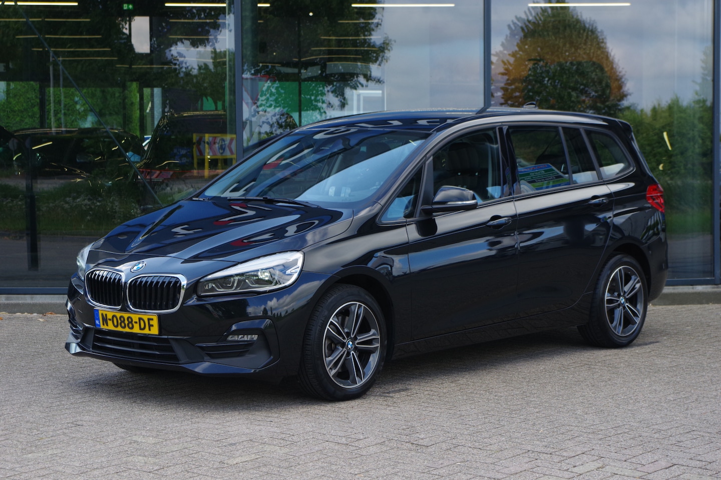 BMW 2-serie Gran Tourer - 218i BNS Edition 136 PK Automaat, Climate Control, Head-Up, LED - AutoWereld.nl