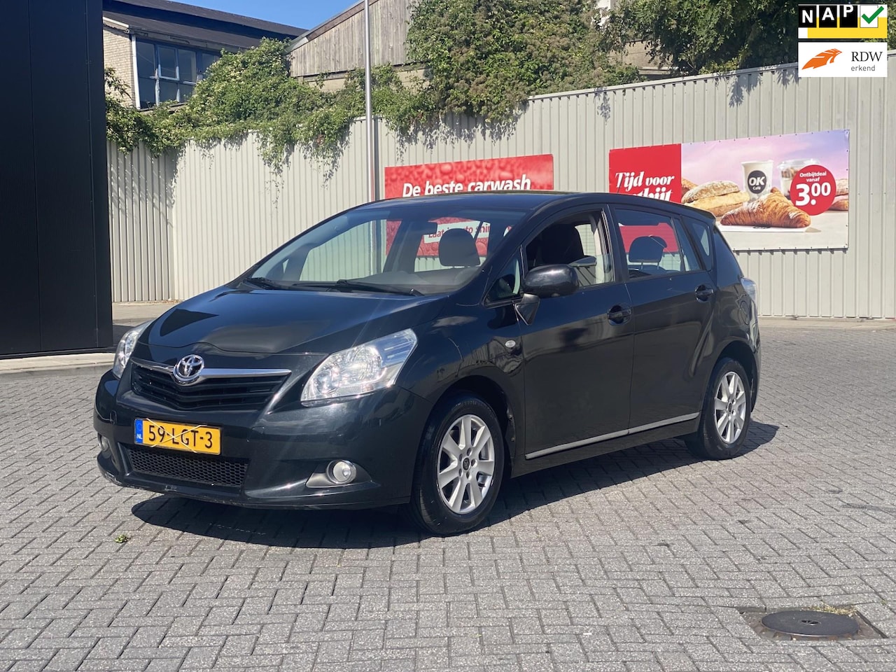 Toyota Verso - 1.8 VVT-i Aspiration 1.8 VVT-i Aspiration - AutoWereld.nl