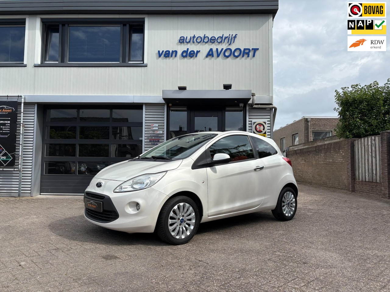 Ford Ka - 1.2 Titanium X start/stop 1.2 Titanium X start/stop - AutoWereld.nl