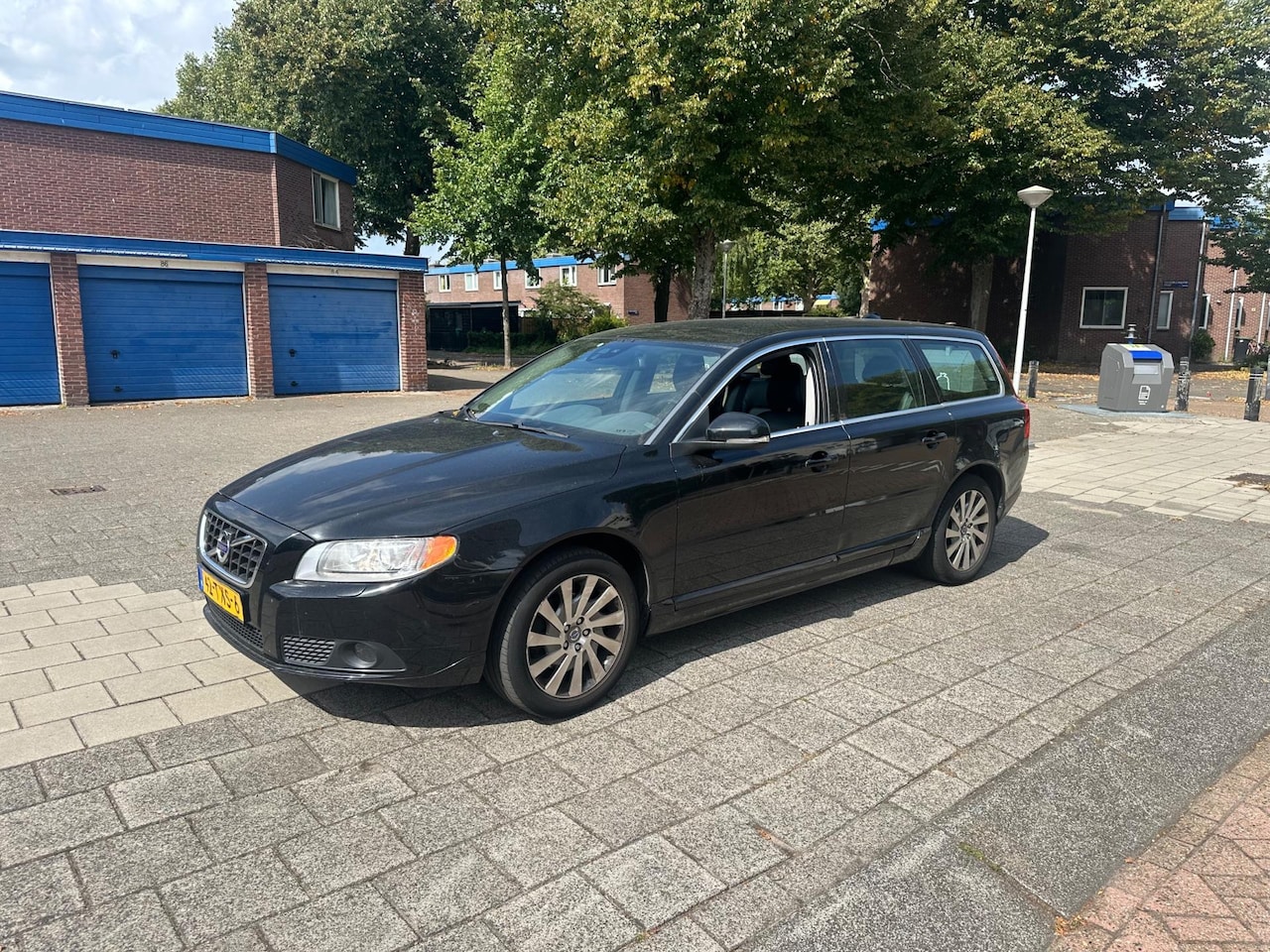 Volvo V70 - 1.6 T4 Automaat Limited Edition Leder Cruise NAVI - AutoWereld.nl