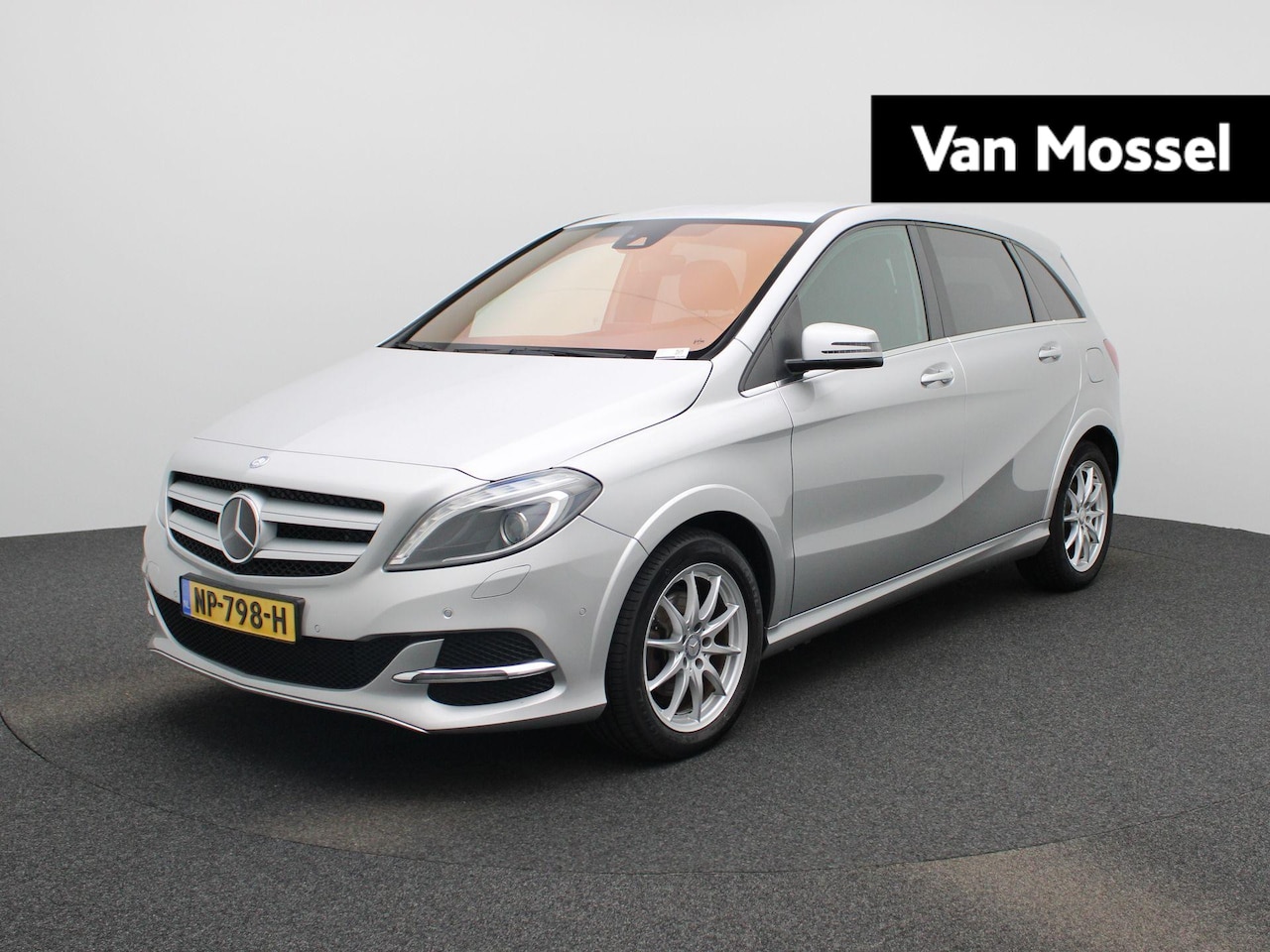 Mercedes-Benz B-klasse - 250 e Ambition 28 kWh | NAVIGATIE | LEDER | CAMERA - AutoWereld.nl